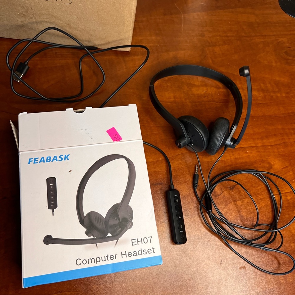 Computer headset